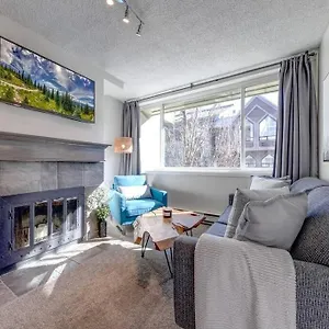  Apartment 1bd Unit In The Heart Of Village